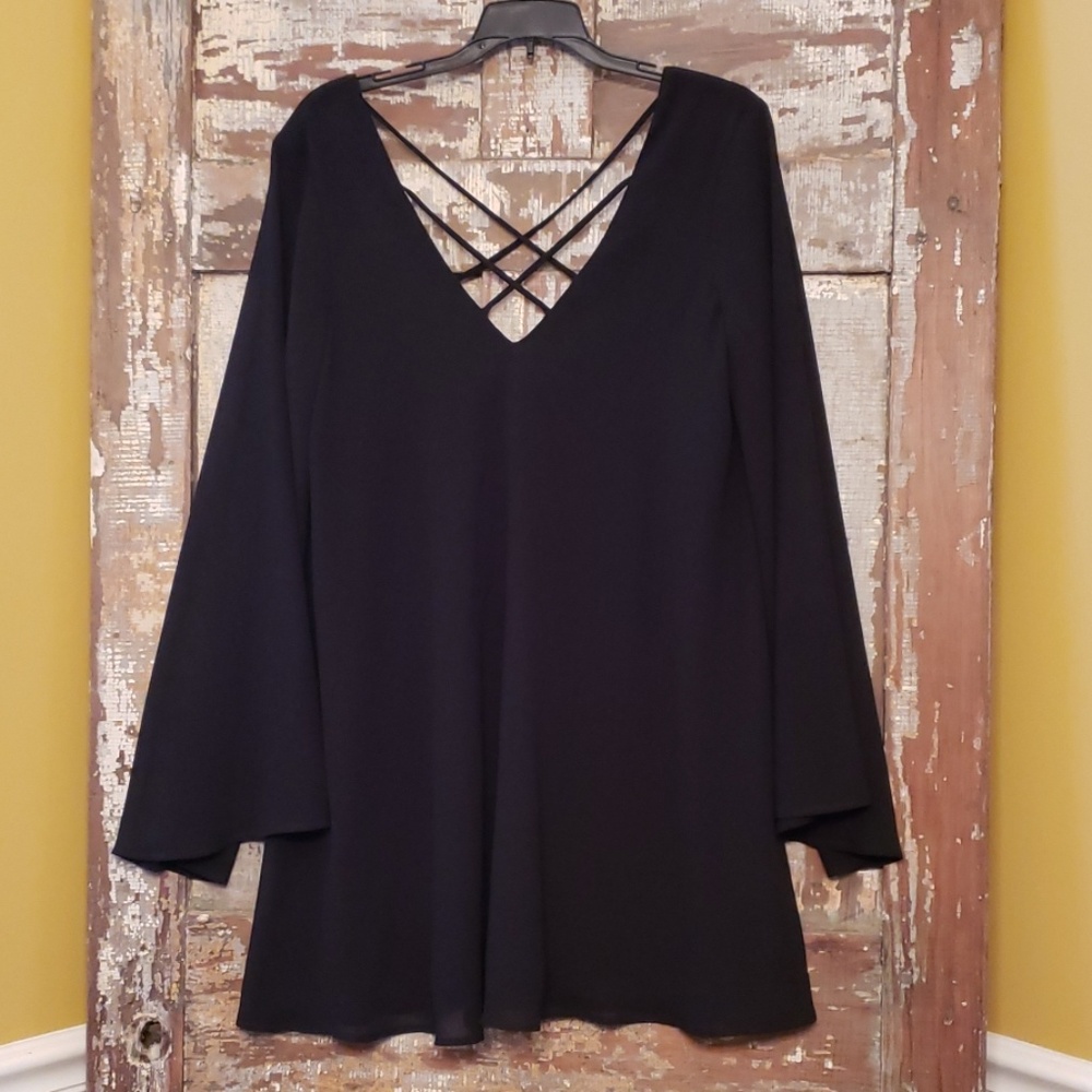 Show Me Your Mumu Black Dress, low v back